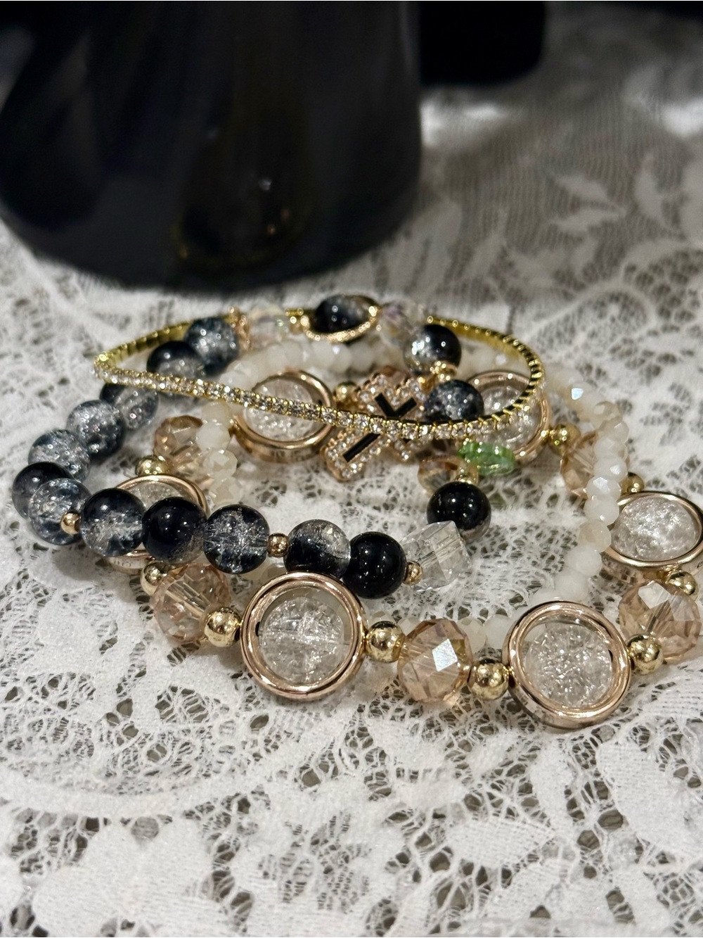 Gold and Black Beaded Bracelet Set(4)